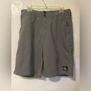 QuickSilver grey shorts